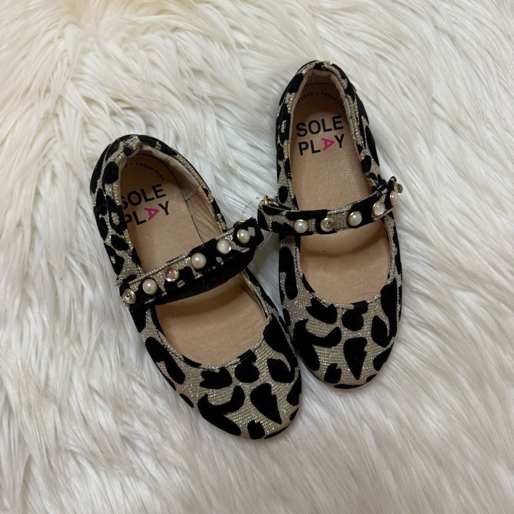 Sole Play Black‎ and Cream Kids Dress Shoes - Size 9 Kids